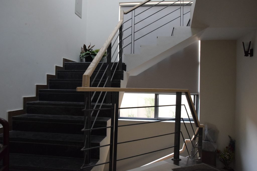 Iron Railings - Image 9